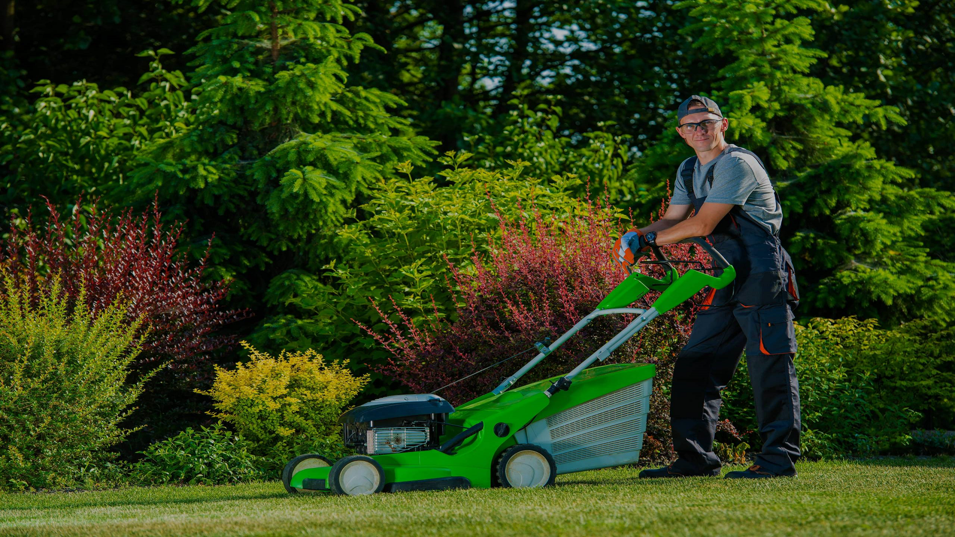 Keep Your Lawn Neat with Our Lawn Mowing Services in Mount Vernon
